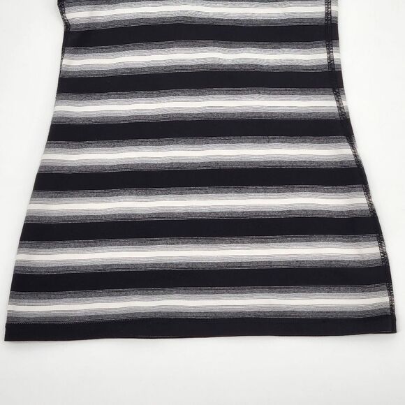 Lululemon Power Y Tank Top Shirt Built-Support No Padding 6 Black White Stripes - Picture 6 of 11